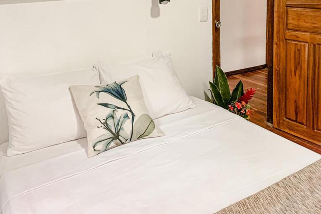 Cabinas Montesol Puerto Viejo de Talamanca 외부 사진