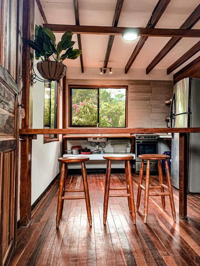 Cabinas Montesol Puerto Viejo de Talamanca 외부 사진