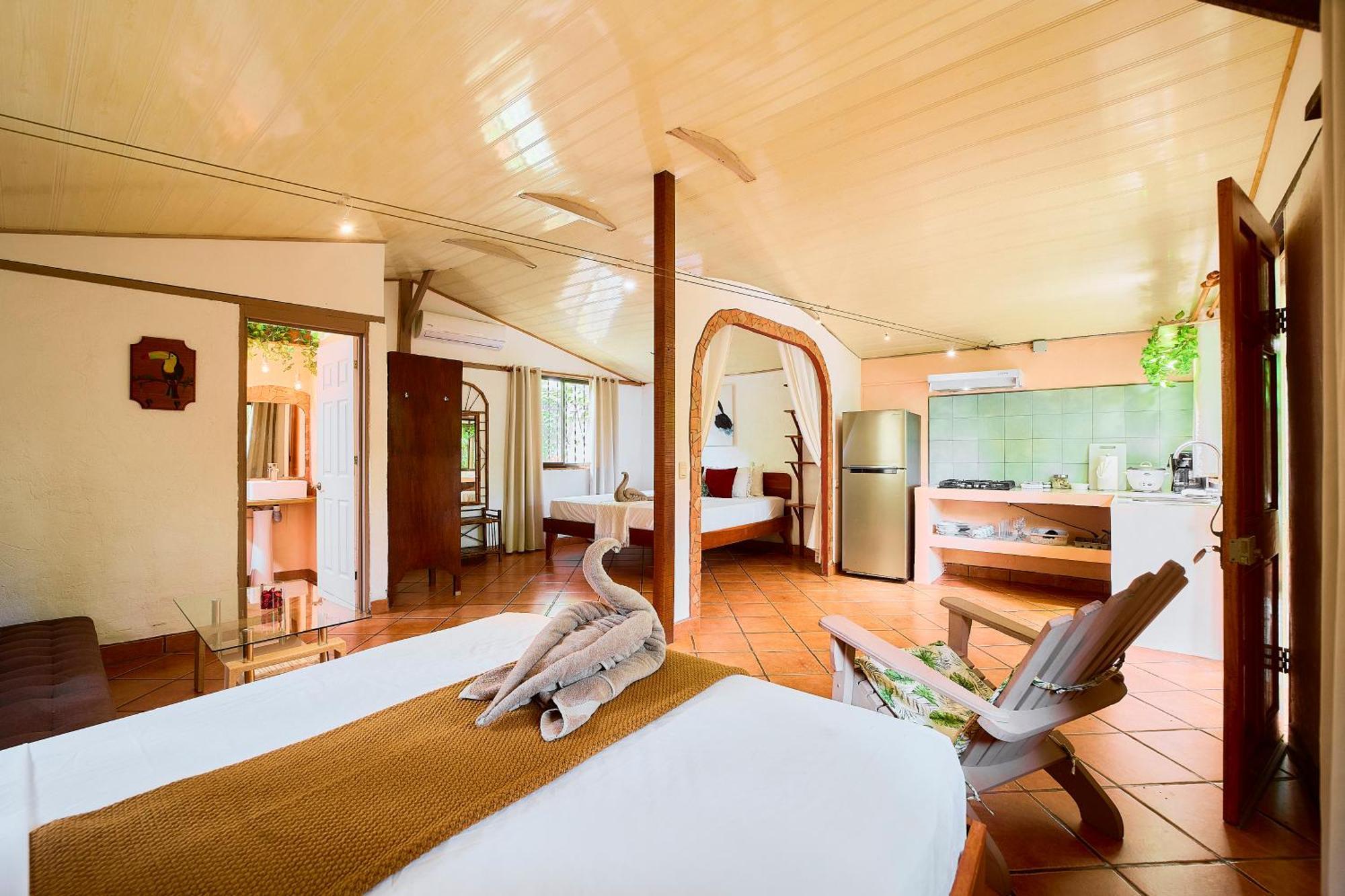 Cabinas Montesol Puerto Viejo de Talamanca 외부 사진