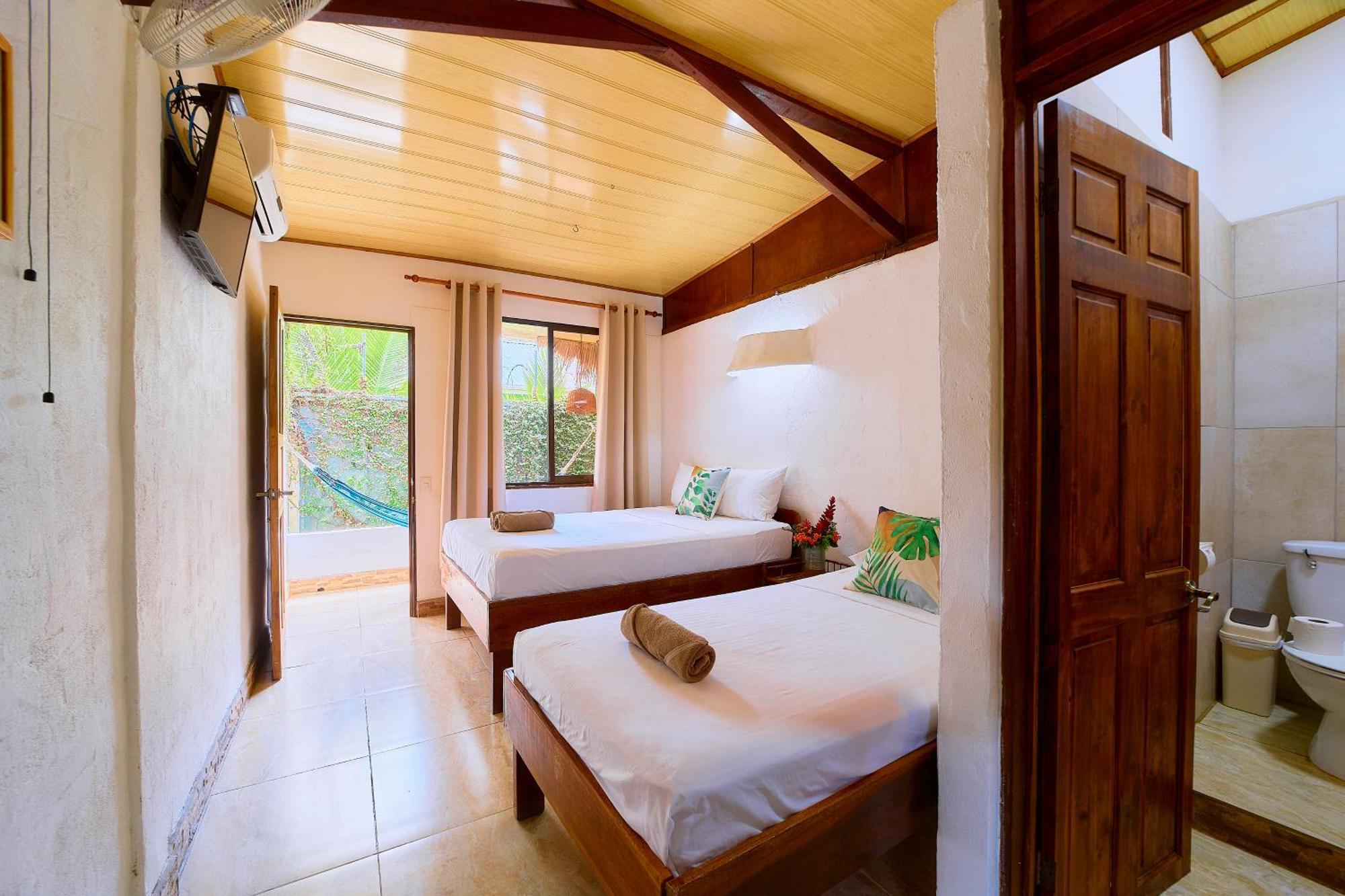 Cabinas Montesol Puerto Viejo de Talamanca 외부 사진