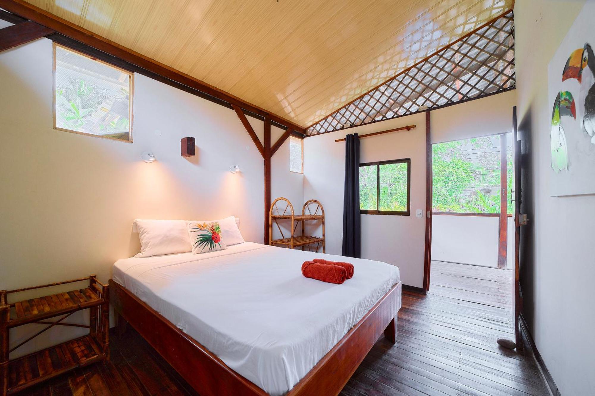 Cabinas Montesol Puerto Viejo de Talamanca 외부 사진