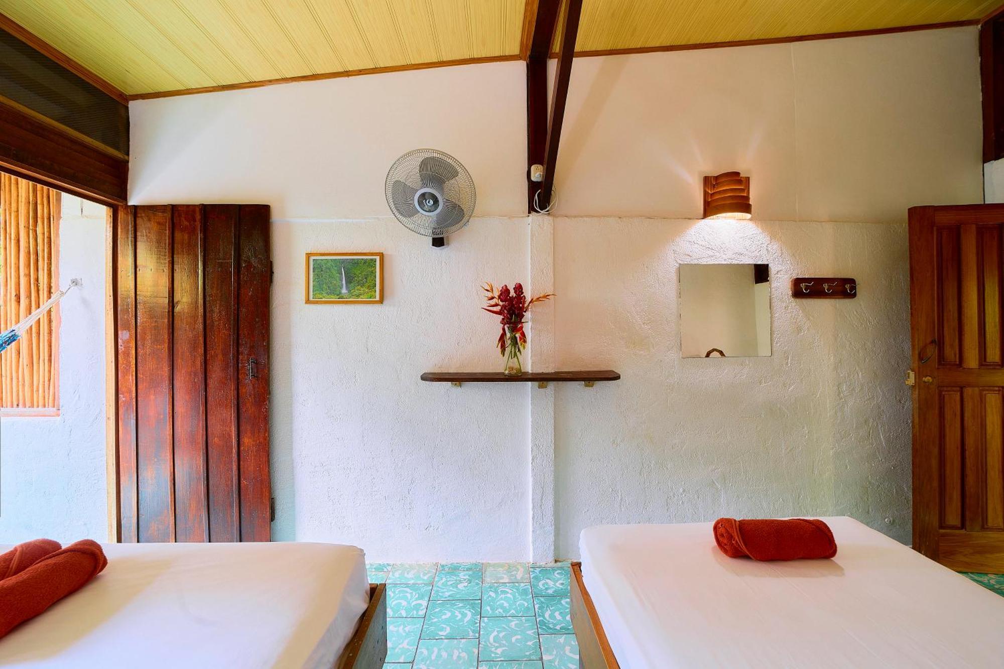Cabinas Montesol Puerto Viejo de Talamanca 외부 사진