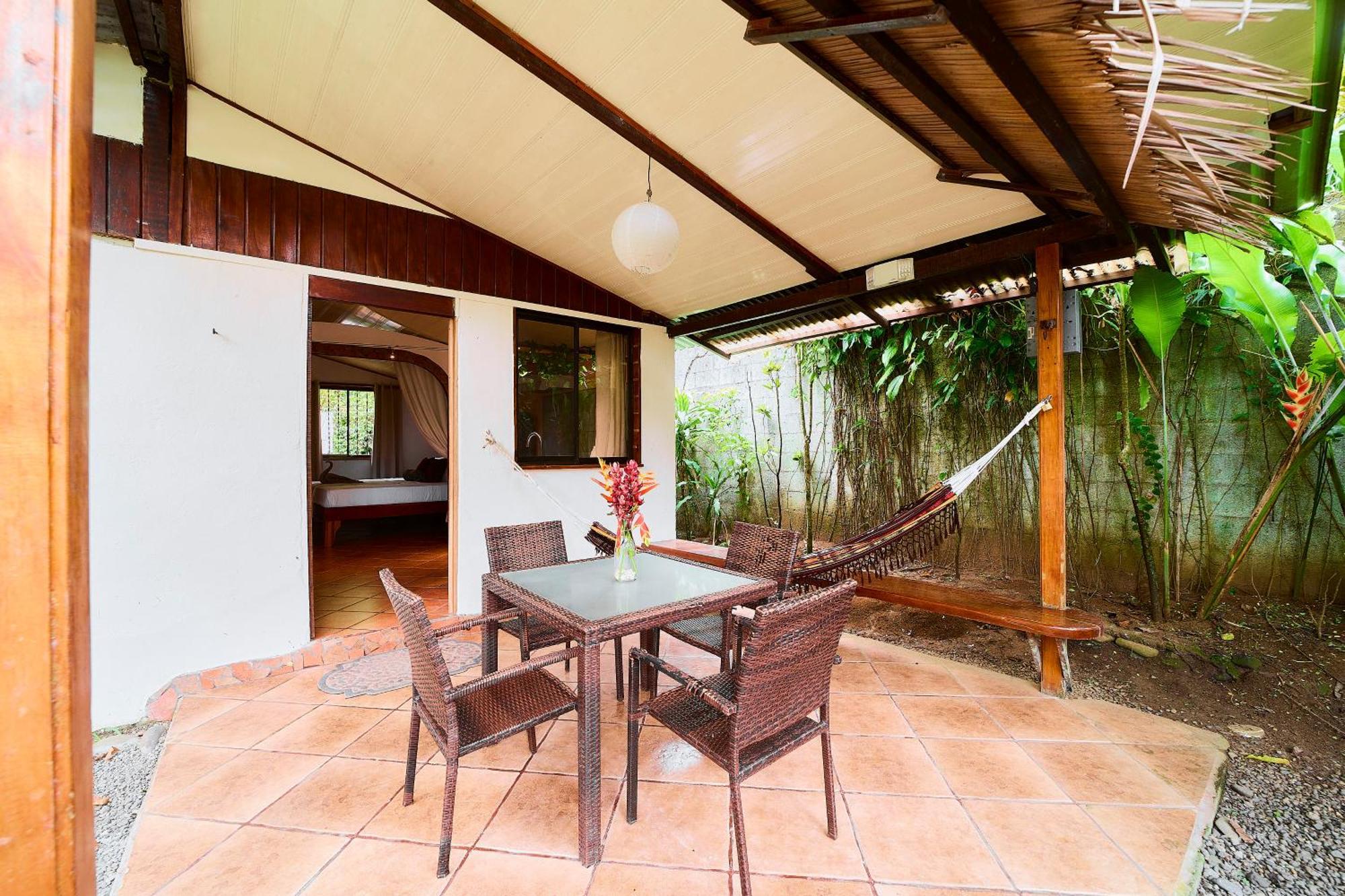 Cabinas Montesol Puerto Viejo de Talamanca 외부 사진